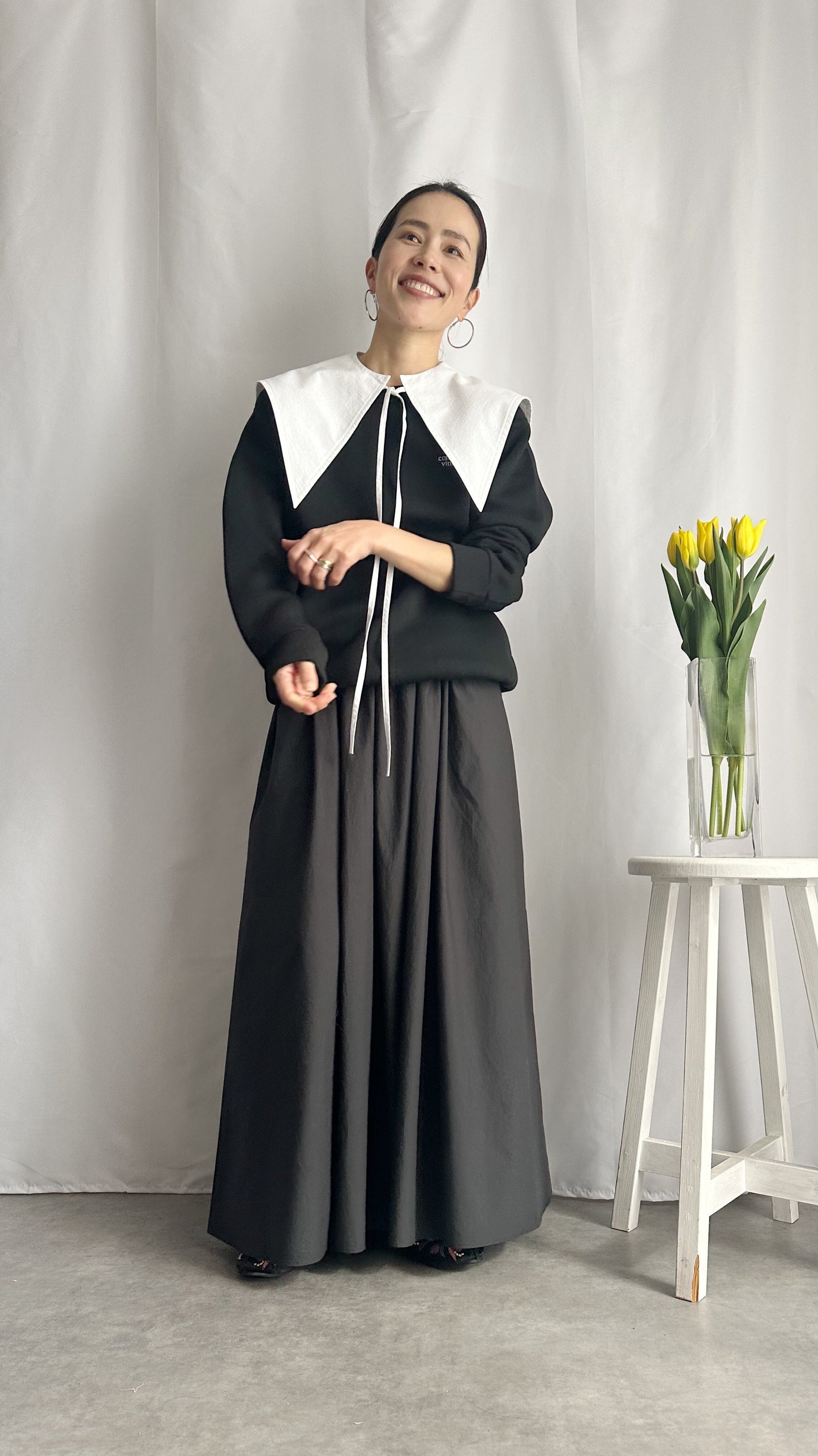 《ブラック》ポケット付き『もっちり』ポンチスウェット