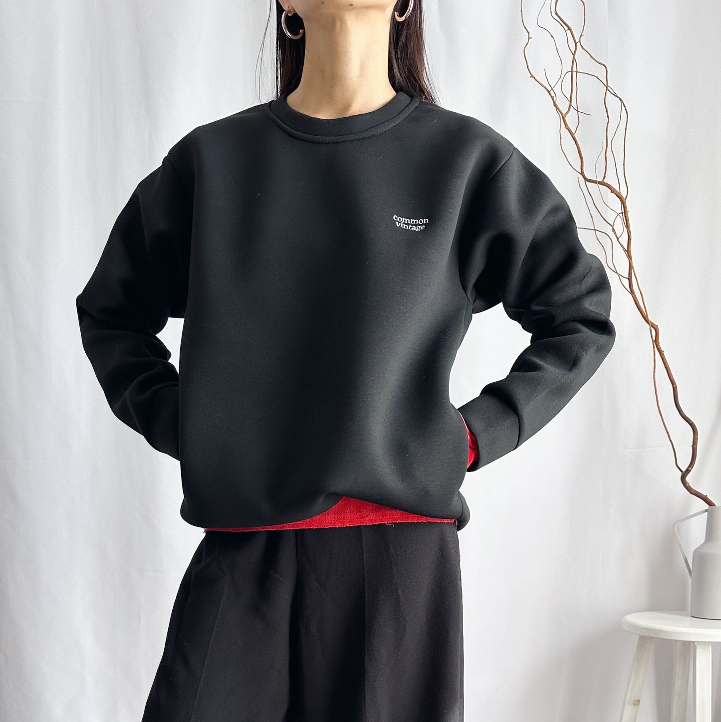 《ブラック》ポケット付き『もっちり』ポンチスウェット