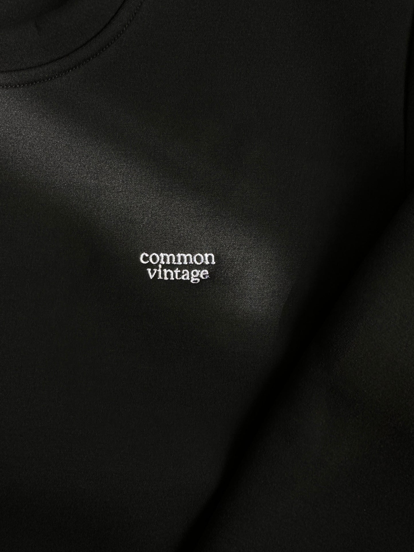 《ブラック》ポケット付き『もっちり』ポンチスウェット