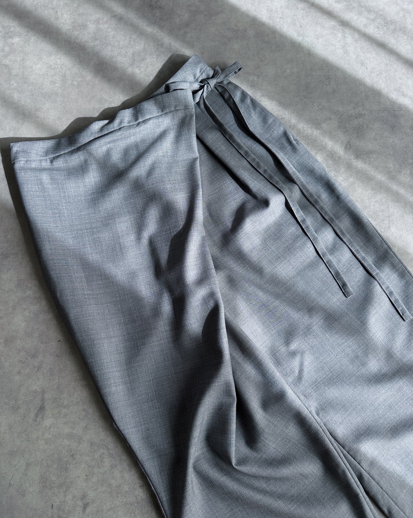 【先行予約品】トロピカルウールラップパンツ