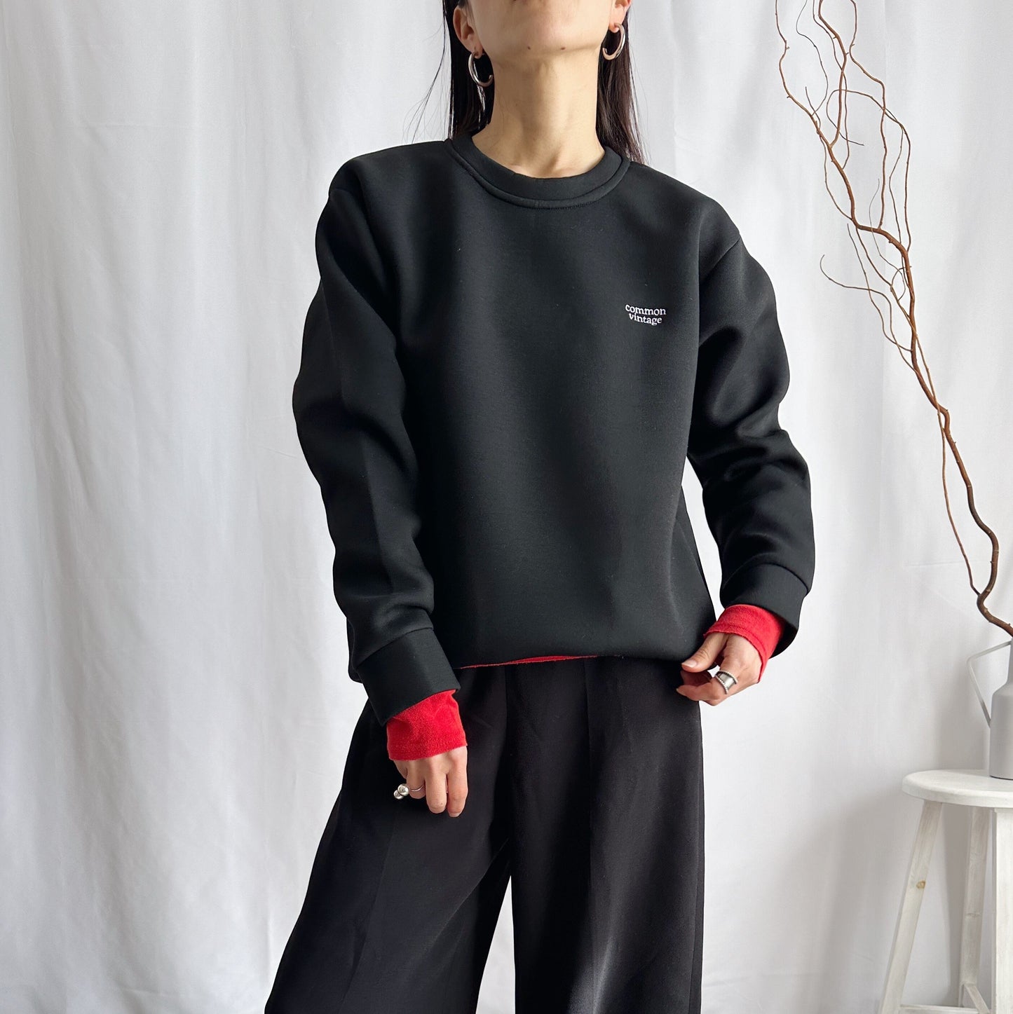 《ブラック》ポケット付き『もっちり』ポンチスウェット