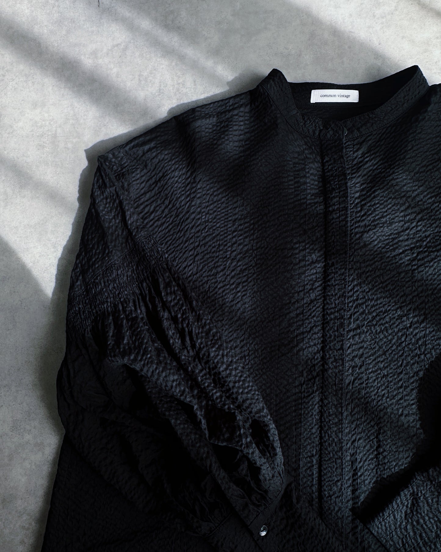 【先行予約品】ギャザースリーブコットンブラウス