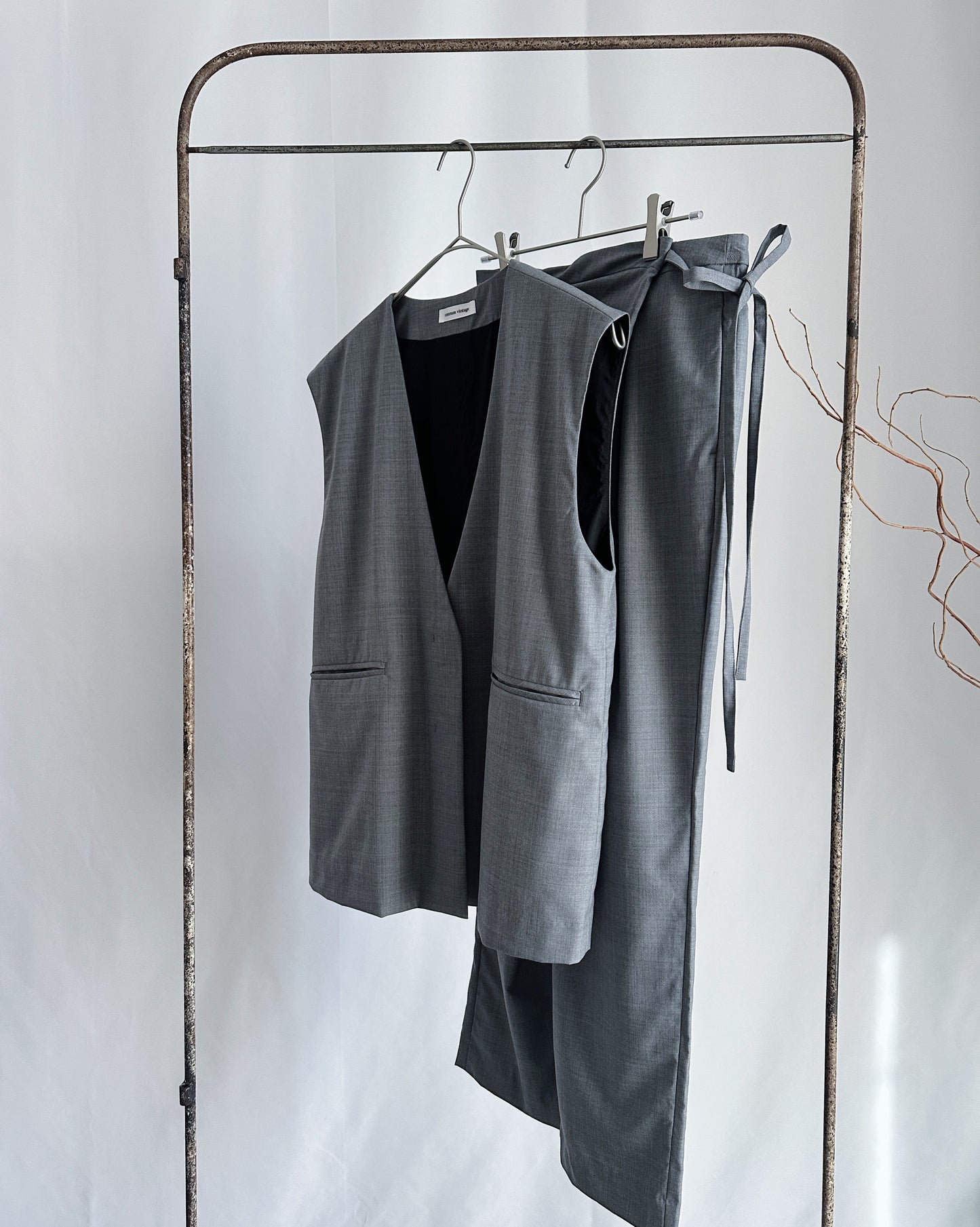 【先行予約品】トロピカルウールジレ